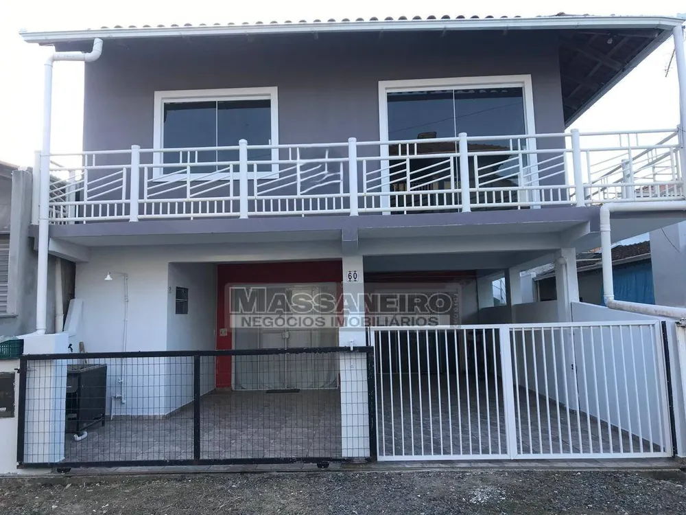 Casa, 5 quartos, 182 m² - Foto 2