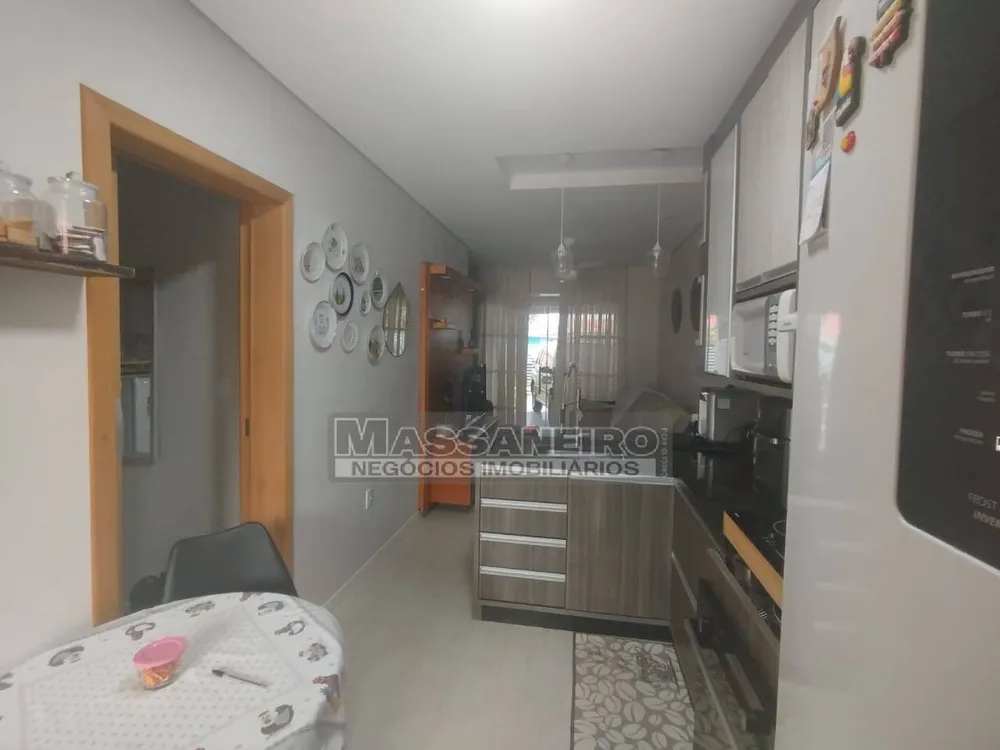 Casa, 6 quartos, 51 m² - Foto 1