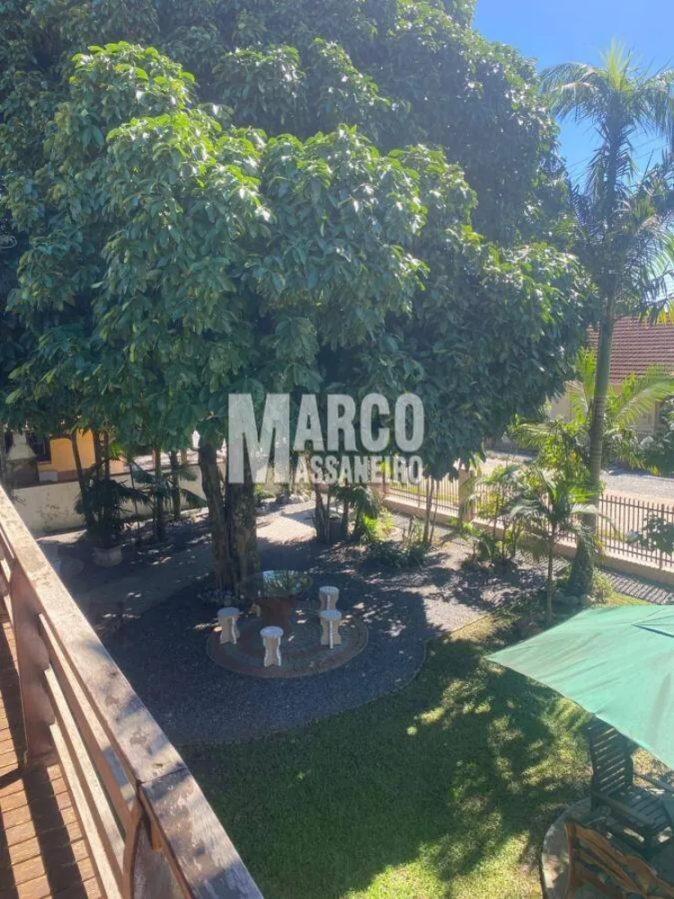 Casa, 5 quartos, 241 m² - Foto 9