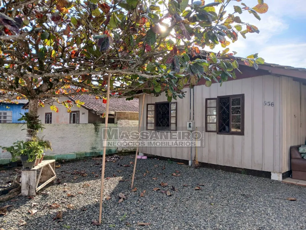 Casa, 3 quartos, 60 m² - Foto 2