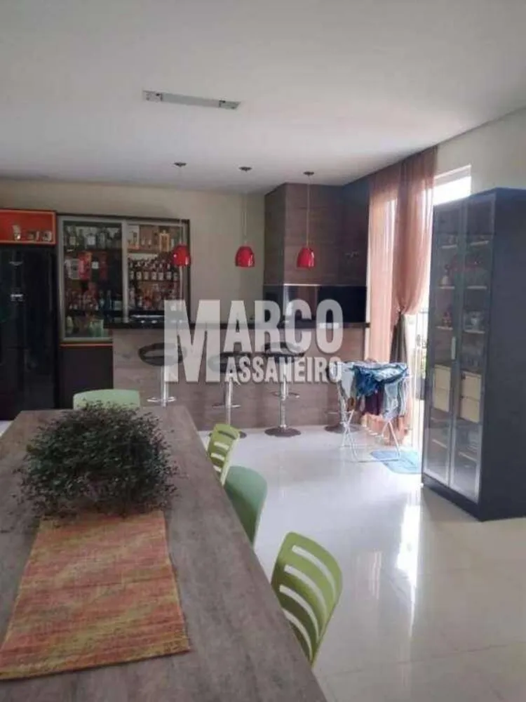 Casa, 2 quartos, 753 m² - Foto 2