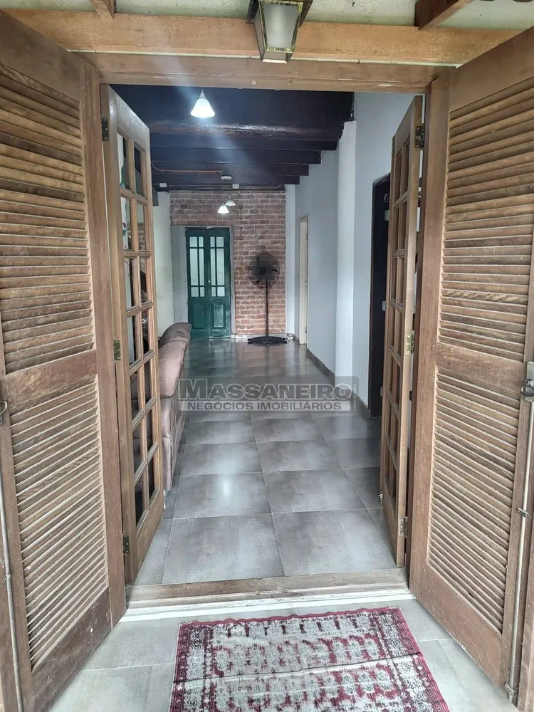 Casa, 5 quartos, 220 m² - Foto 3