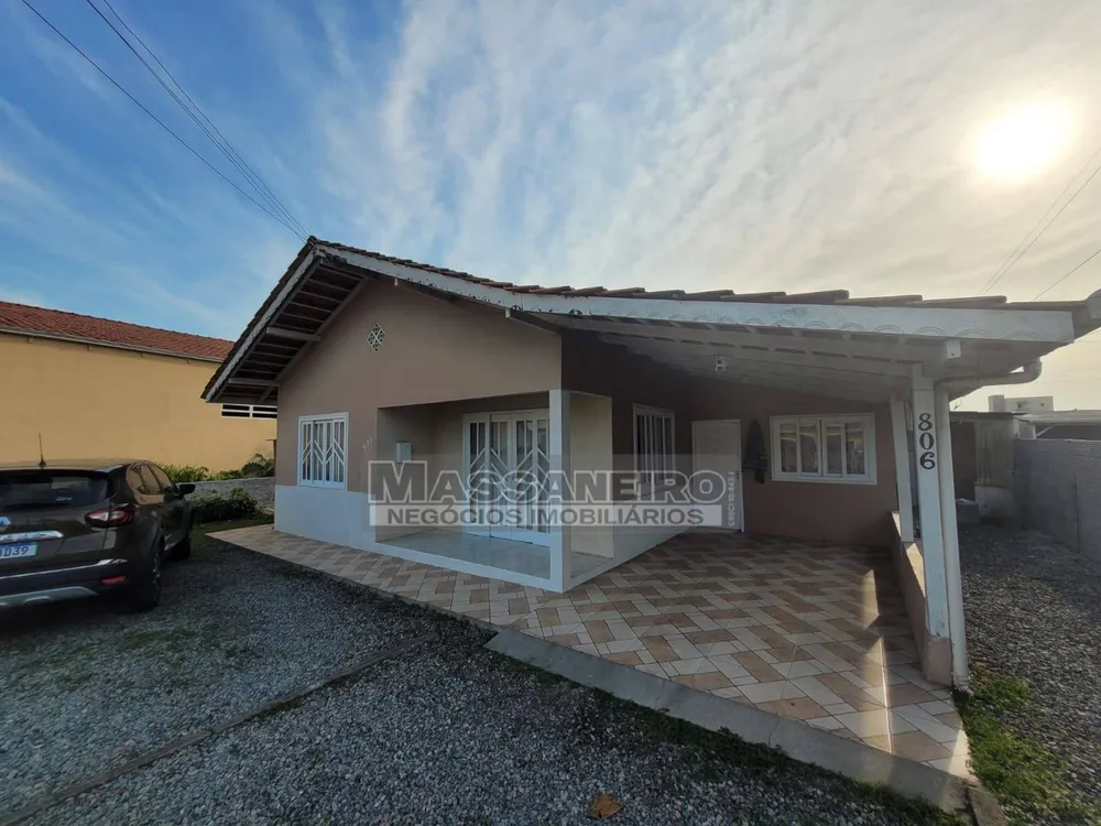 Casa, 3 quartos, 142 m² - Foto 2