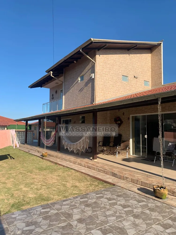 Casa, 2 quartos, 170 m² - Foto 1
