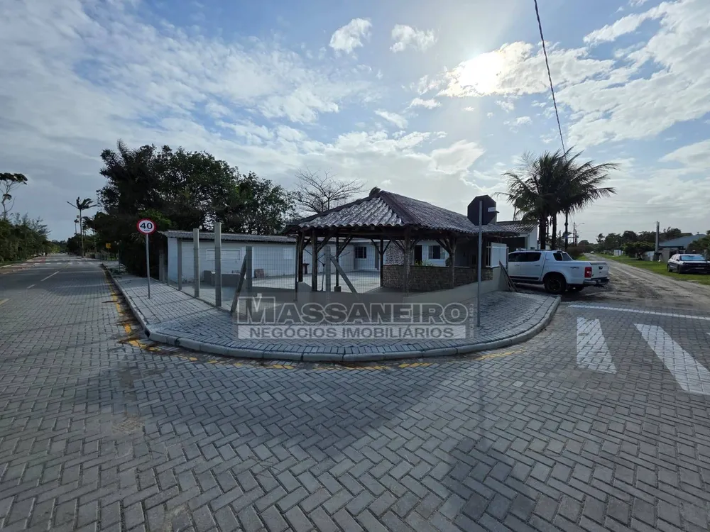 Casa, 4 quartos, 173 m² - Foto 1