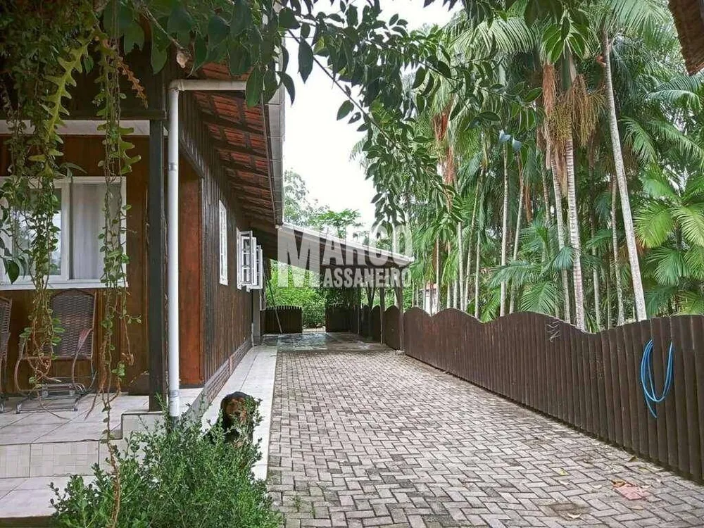 Chácara, 3 quartos, 2055 m² - Foto 11