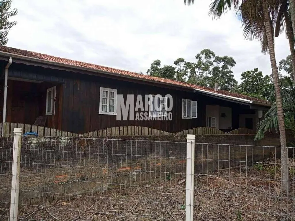 Chácara, 3 quartos, 2055 m² - Foto 7