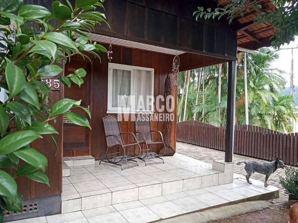 Chácara, 3 quartos, 2055 m² - Foto 9