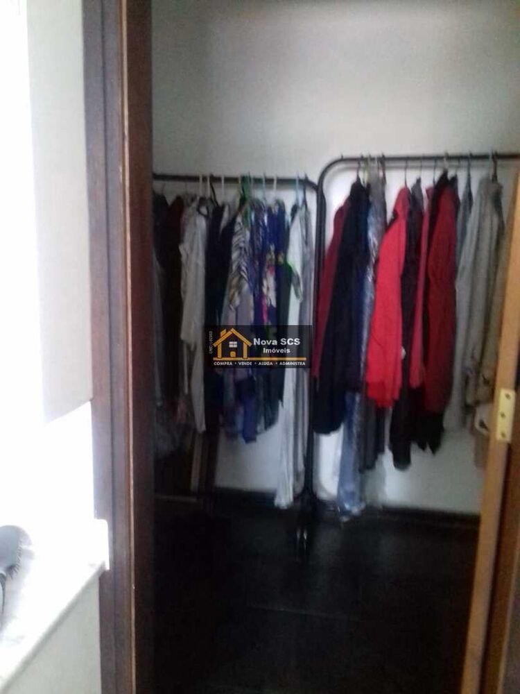 Sobrado à venda com 3 quartos, 300m² - Foto 4