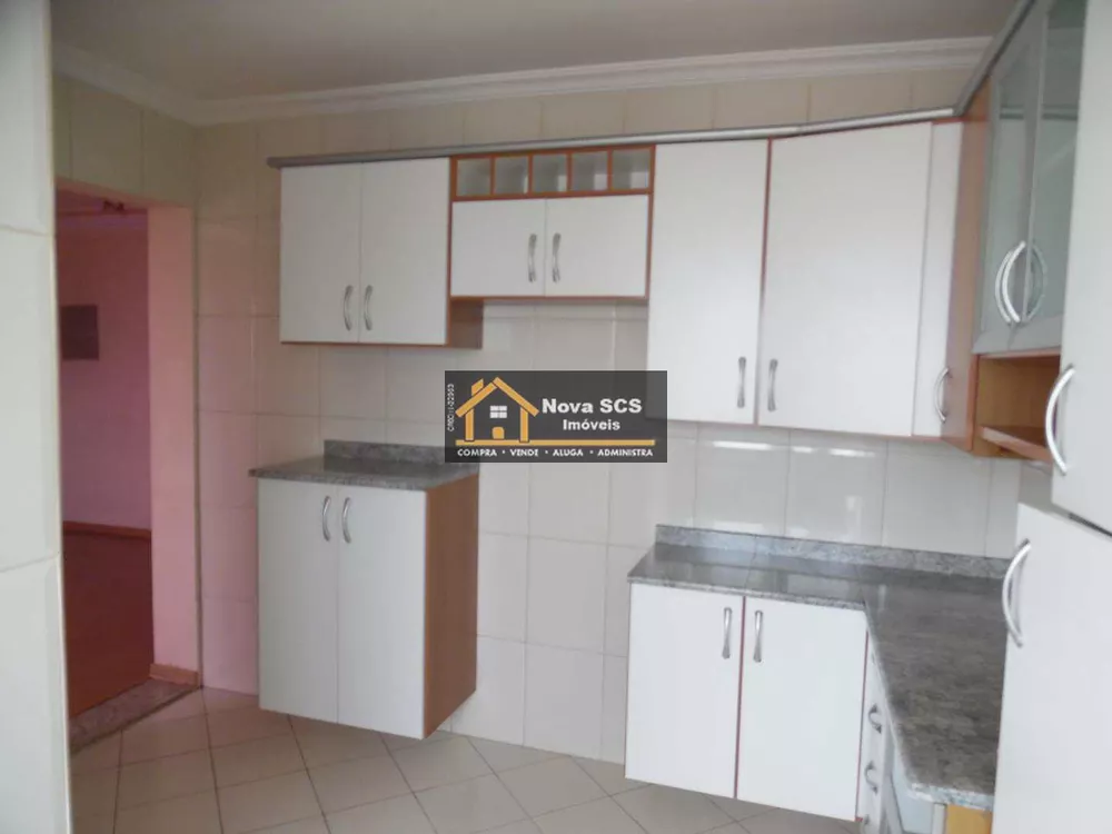 Apartamento à venda com 3 quartos, 82m² - Foto 2