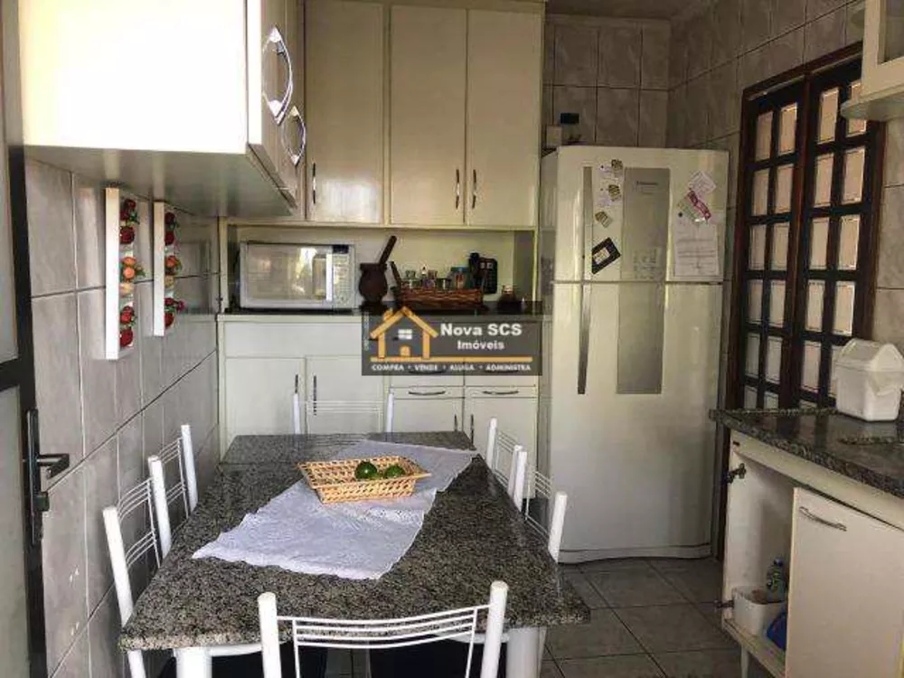 Cobertura à venda com 2 quartos, 140m² - Foto 2