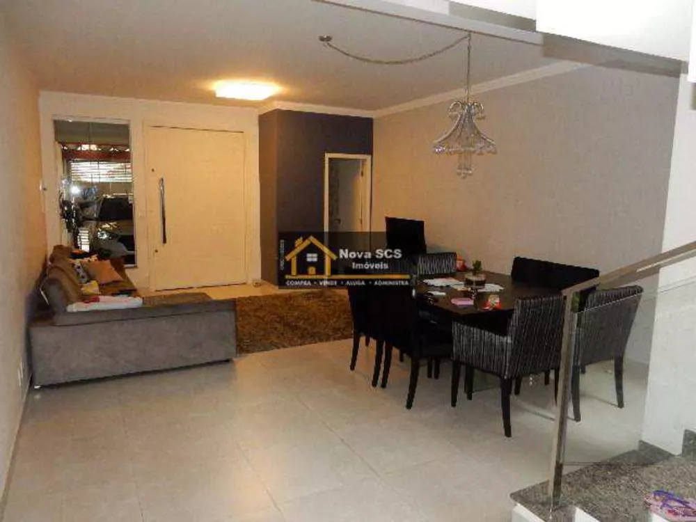 Sobrado à venda com 3 quartos, 200m² - Foto 2