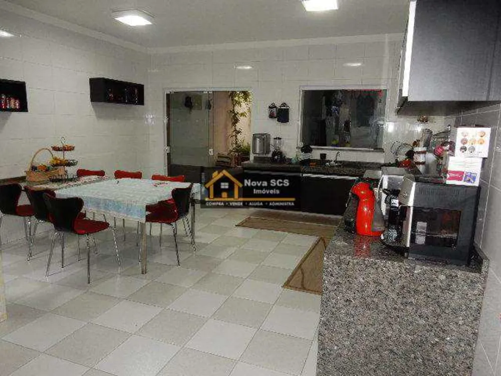 Sobrado, 3 quartos, 200 m² - Foto 11