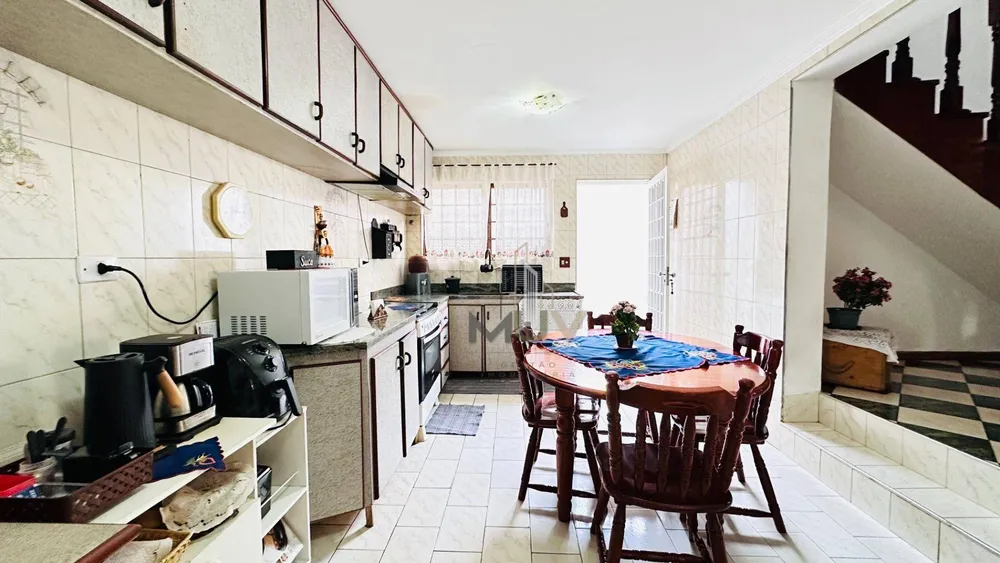 Casa, 4 quartos, 205 m² - Foto 3