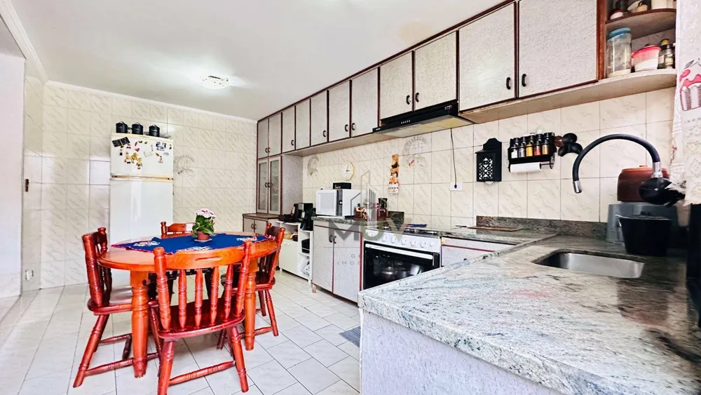 Casa, 4 quartos, 205 m² - Foto 4