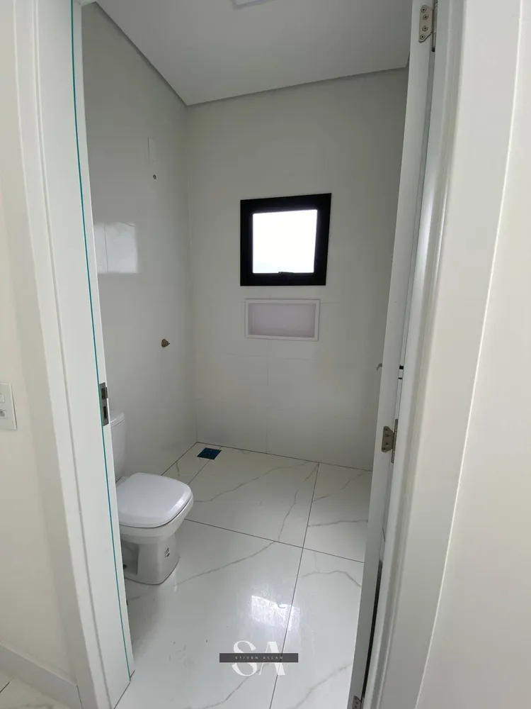 Casa, 3 quartos, 196 m² - Foto 4