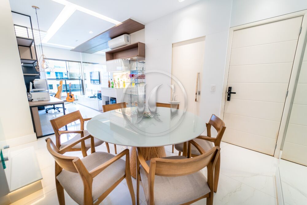 Cobertura à venda com 2 quartos, 172m² - Foto 2
