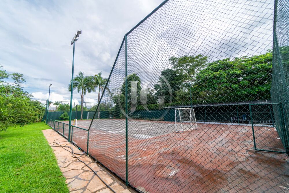 Casa à venda com 6 quartos, 1380m² - Foto 10