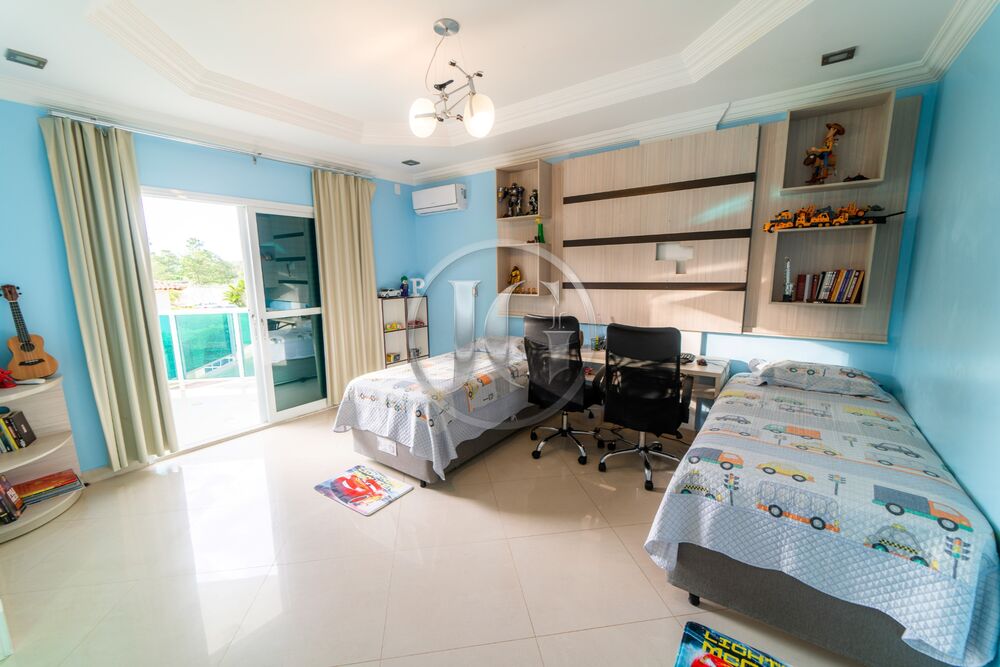 Casa à venda com 6 quartos, 1380m² - Foto 6