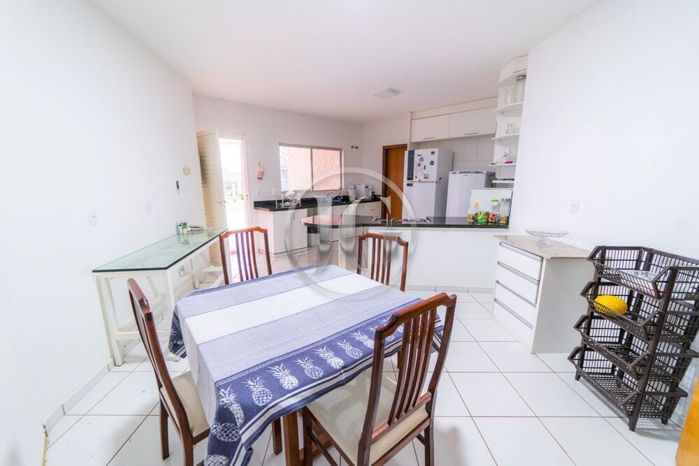 Casa, 5 quartos, 527 m² - Foto 1