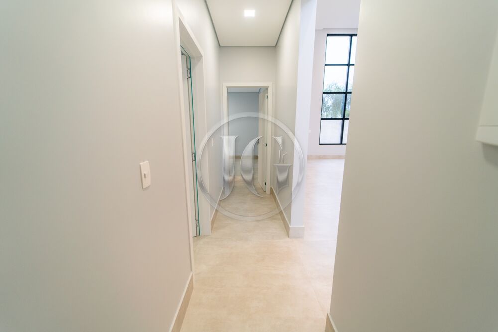 Casa à venda com 4 quartos, 330m² - Foto 10