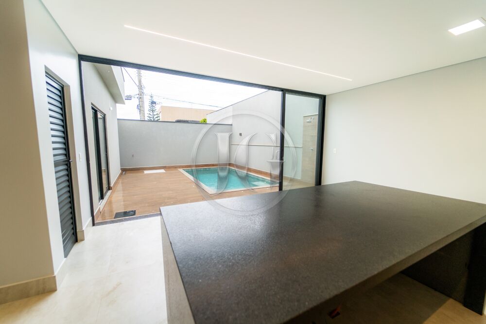 Casa à venda com 4 quartos, 330m² - Foto 6