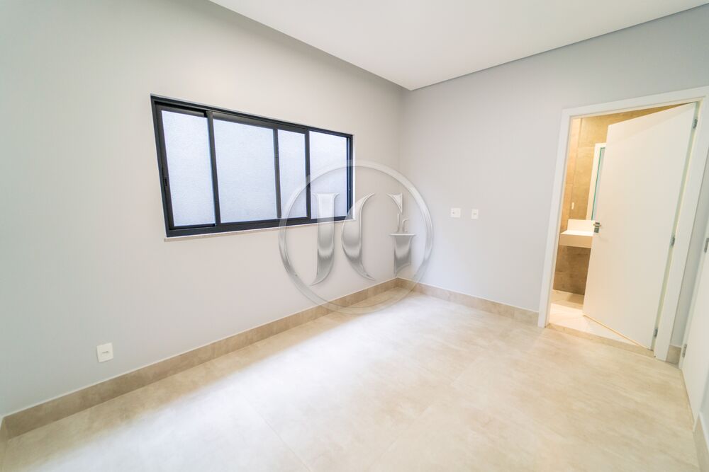 Casa à venda com 4 quartos, 330m² - Foto 12