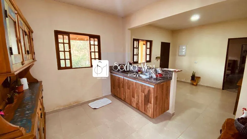Chácara, 3 quartos, 190 m² - Foto 2