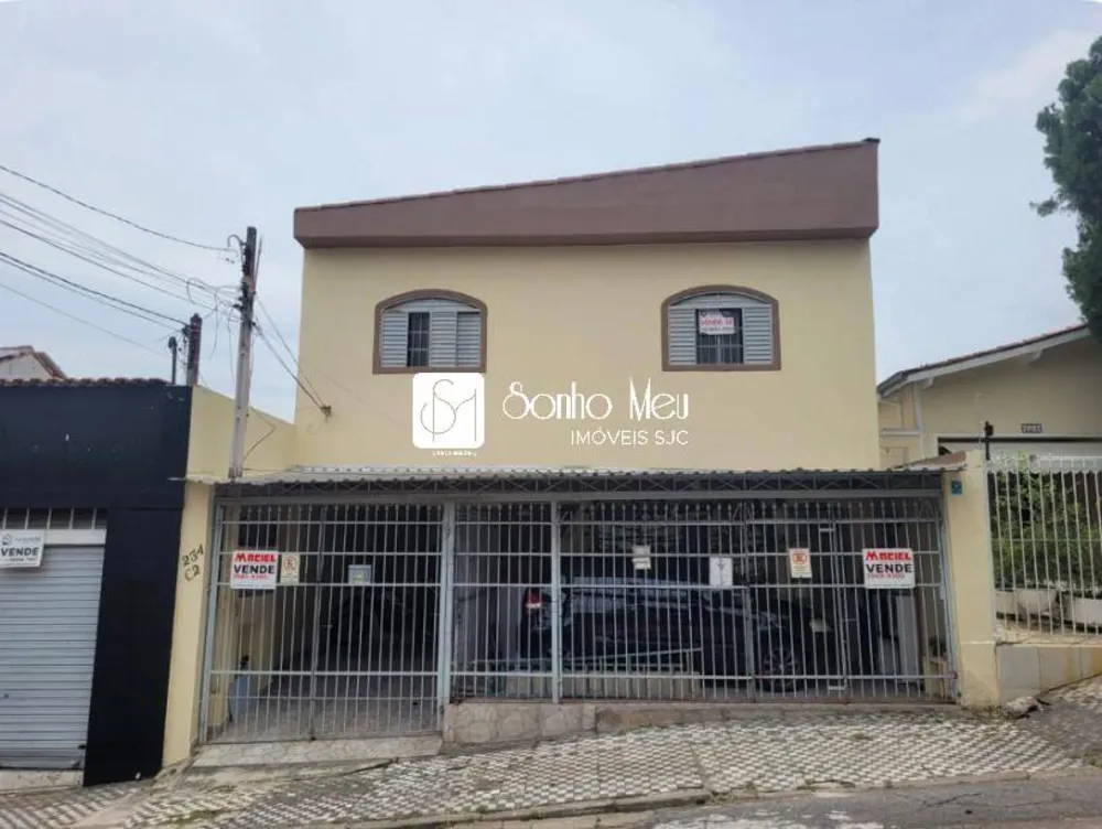 Casa, 5 quartos, 251 m² - Foto 1