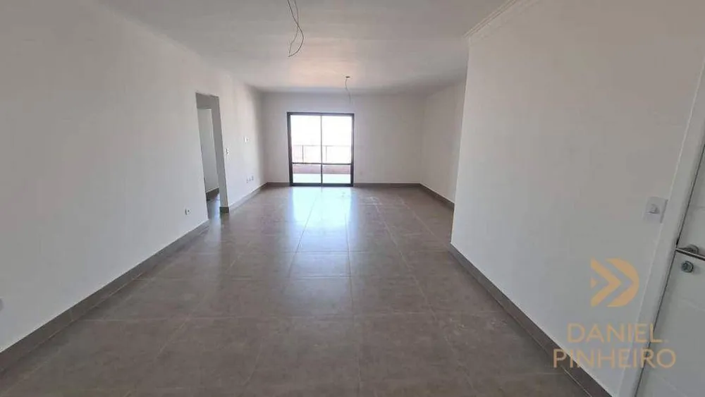 Apartamento, 3 quartos, 145 m² - Foto 1