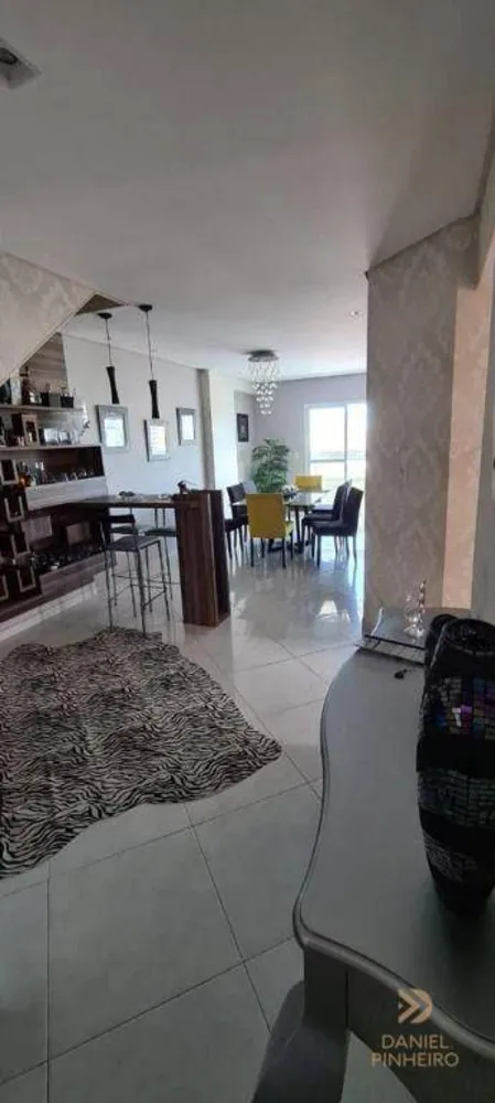 Cobertura, 3 quartos, 250 m² - Foto 4