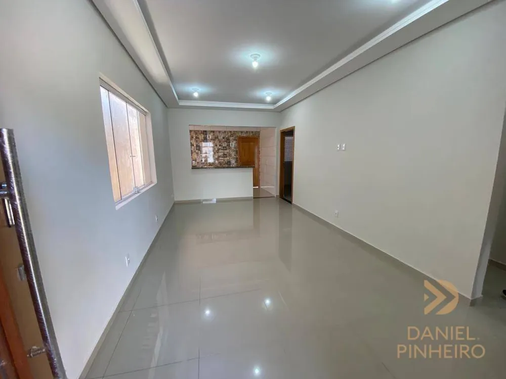 Casa, 3 quartos, 190 m² - Foto 3