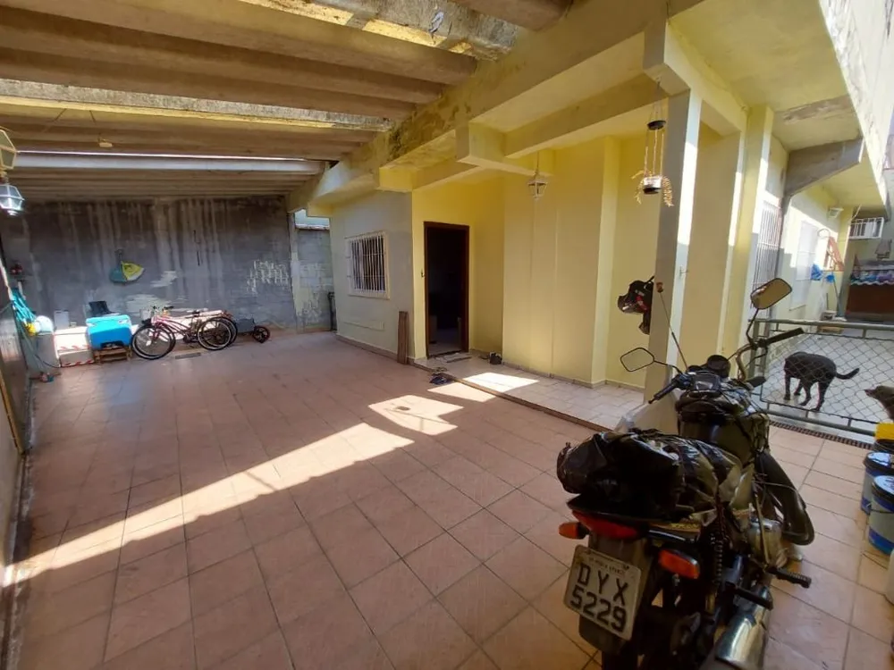 Casa, 3 quartos, 184 m² - Foto 4