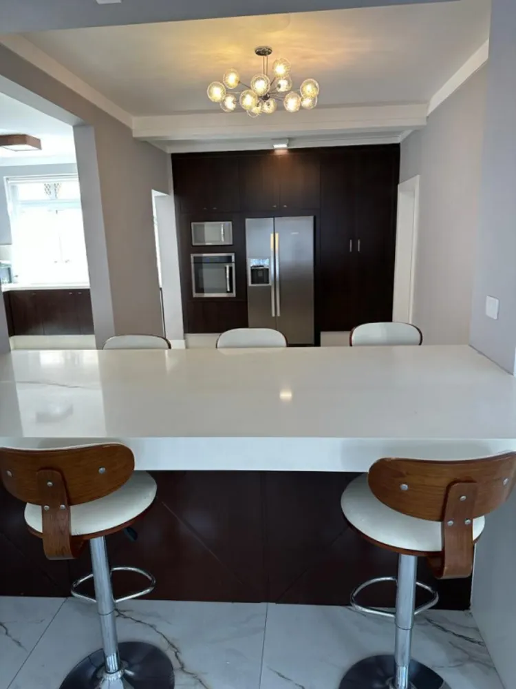 Apartamento, 3 quartos, 250 m² - Foto 1