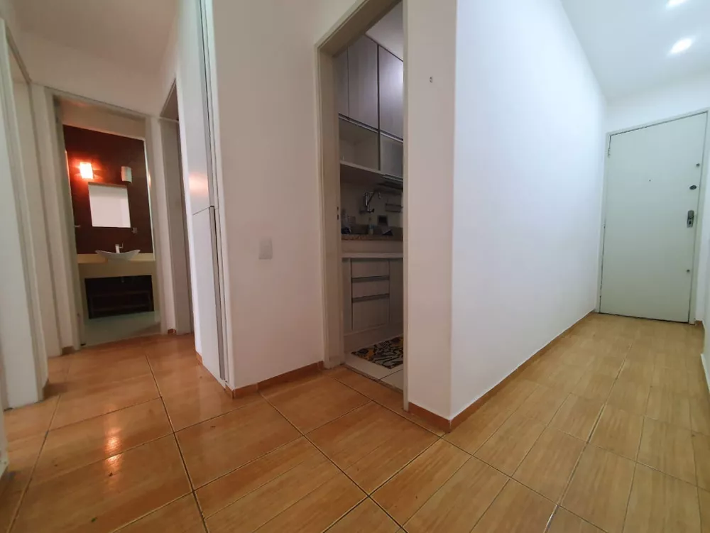 Apartamento à venda com 3 quartos, 65m² - Foto 1