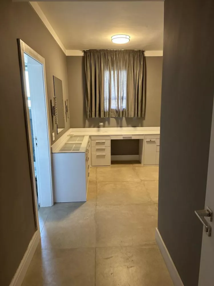 Apartamento à venda e aluguel com 3 quartos, 250m² - Foto 2