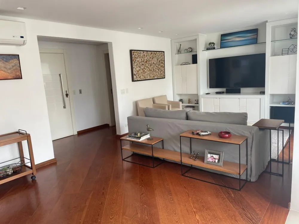 Apartamento, 3 quartos, 200 m² - Foto 2