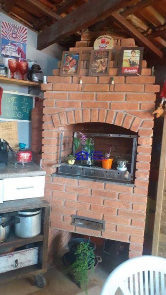 Sobrado à venda com 2 quartos, 130m² - Foto 2