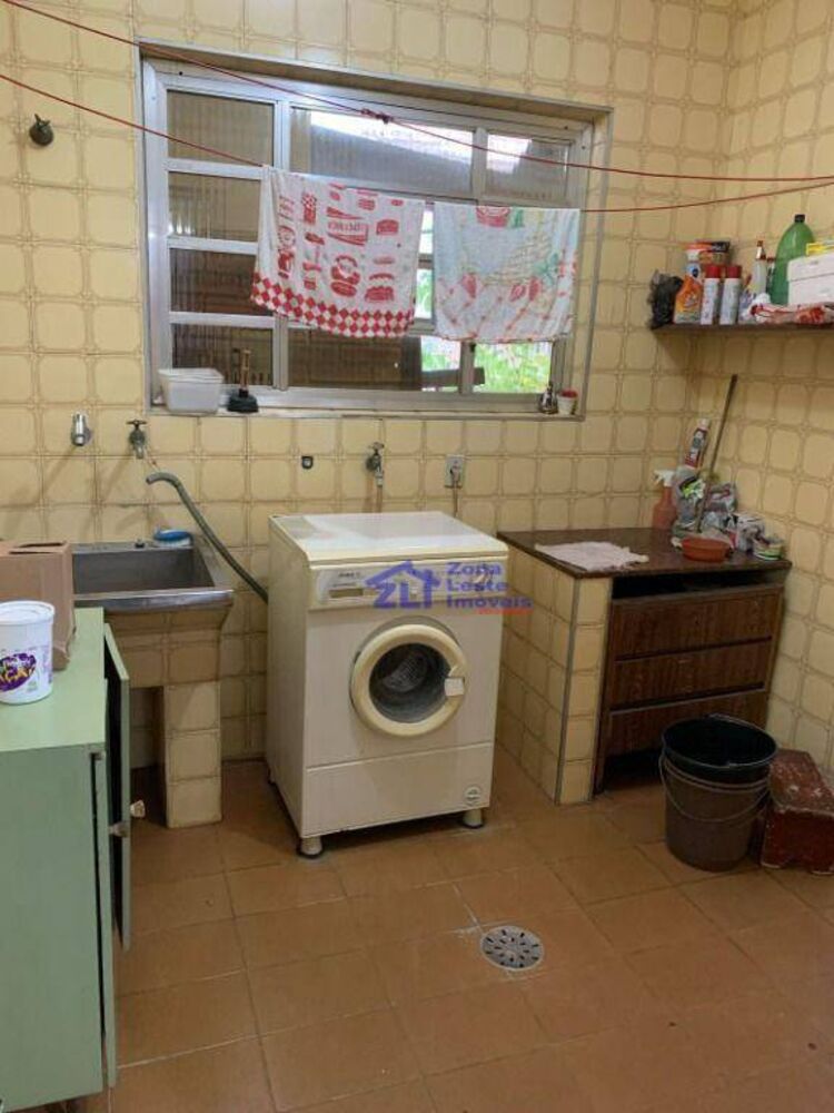 Casa, 3 quartos, 247 m² - Foto 1