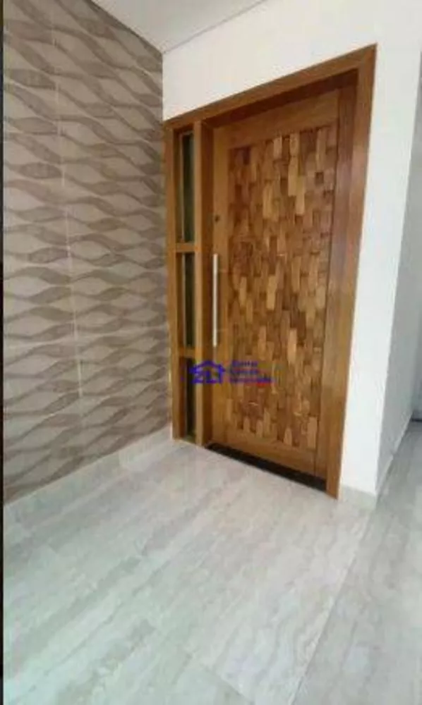 Sobrado, 3 quartos, 340 m² - Foto 1