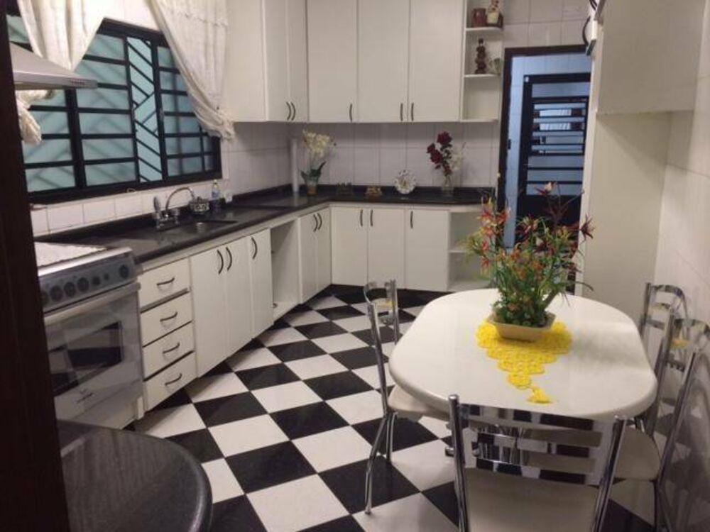 Sobrado, 3 quartos, 180 m² - Foto 2