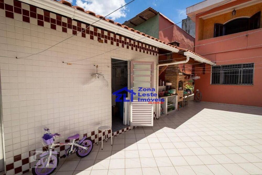 Sobrado, 4 quartos, 242 m² - Foto 4