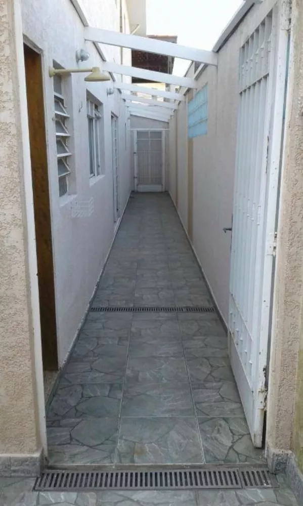 Sobrado, 2 quartos, 220 m² - Foto 1