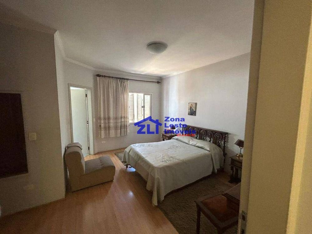 Sobrado, 3 quartos, 267 m² - Foto 1