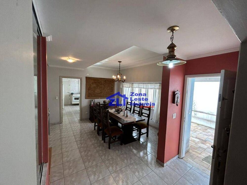 Sobrado, 3 quartos, 267 m² - Foto 4