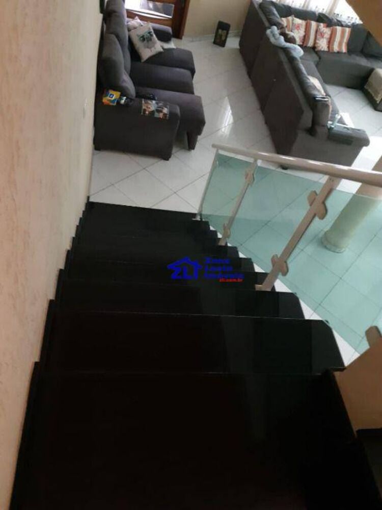 Sobrado à venda com 4 quartos, 296m² - Foto 2
