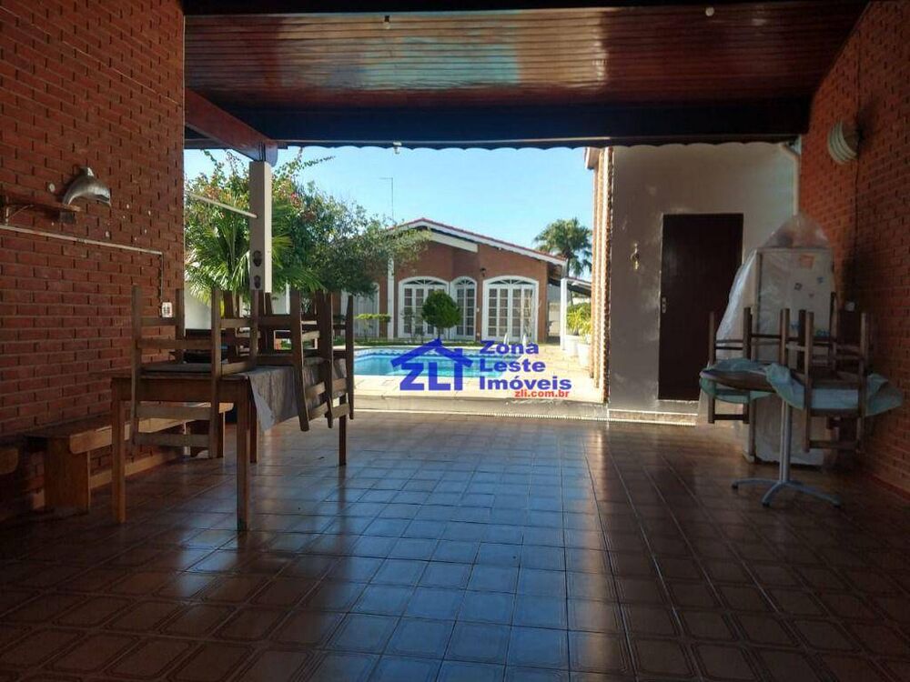 Casa, 3 quartos, 232 m² - Foto 3