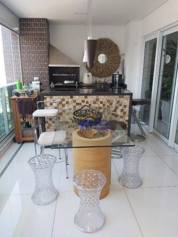Apartamento, 3 quartos, 184 m² - Foto 2
