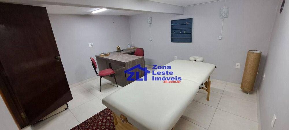 Casa, 2 quartos, 180 m² - Foto 1