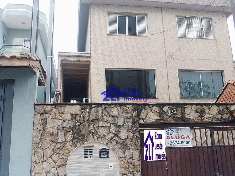 Sobrado para alugar com 3 quartos, 200m² - Foto 1
